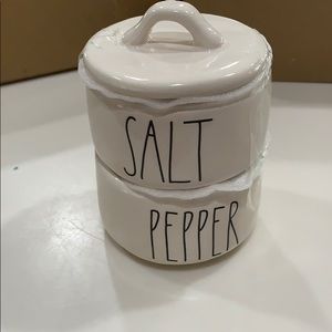 Rae Dunn salt and pepper cellars